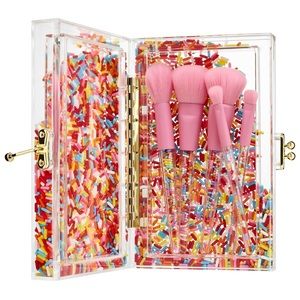 Sephora x Museum of Ice Cream Brush Set